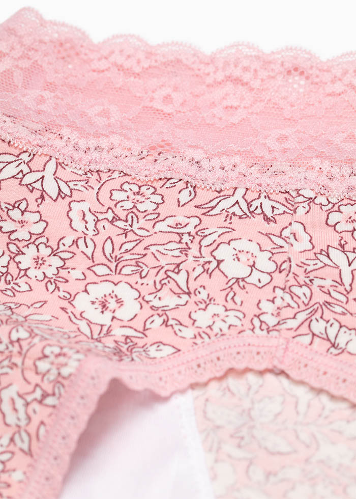 About Love．High Rise Cotton Lace Waist Period Brief Panty(Star & Moon Pattern)