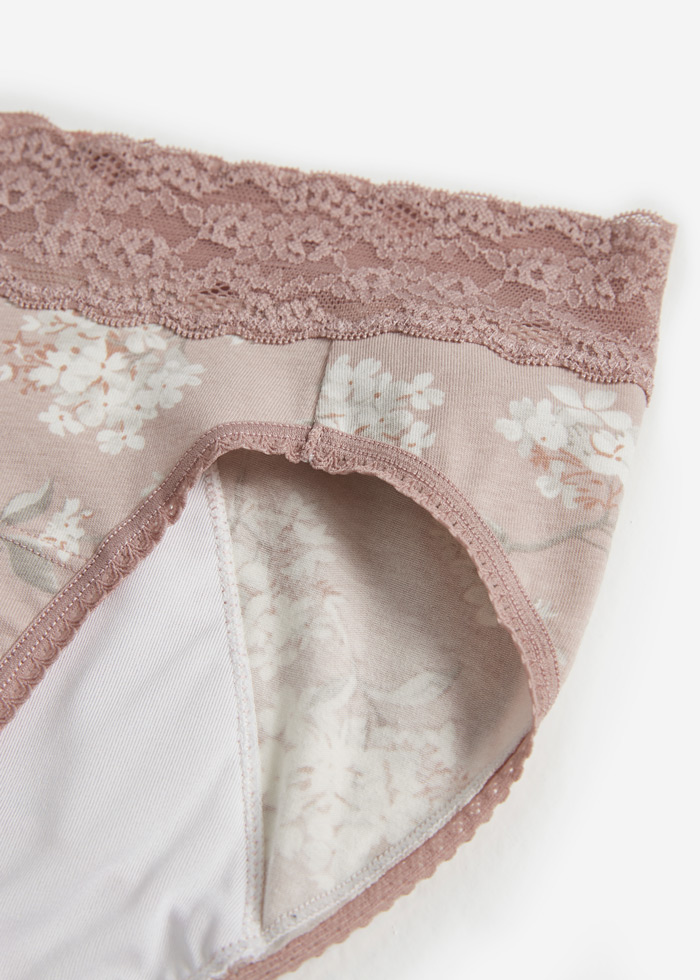 Pride & Prejudice．Mid Rise Cotton Lace Waist Period Brief Panty(Pecan Brown)