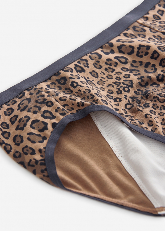 Story of the Forest．Mid Rise Cotton Period Brief Panty(Leopard Pattern)