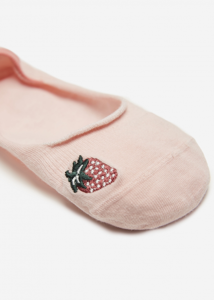 愜意午後．織紋隱形襪(淡粉-刺繡草莓)