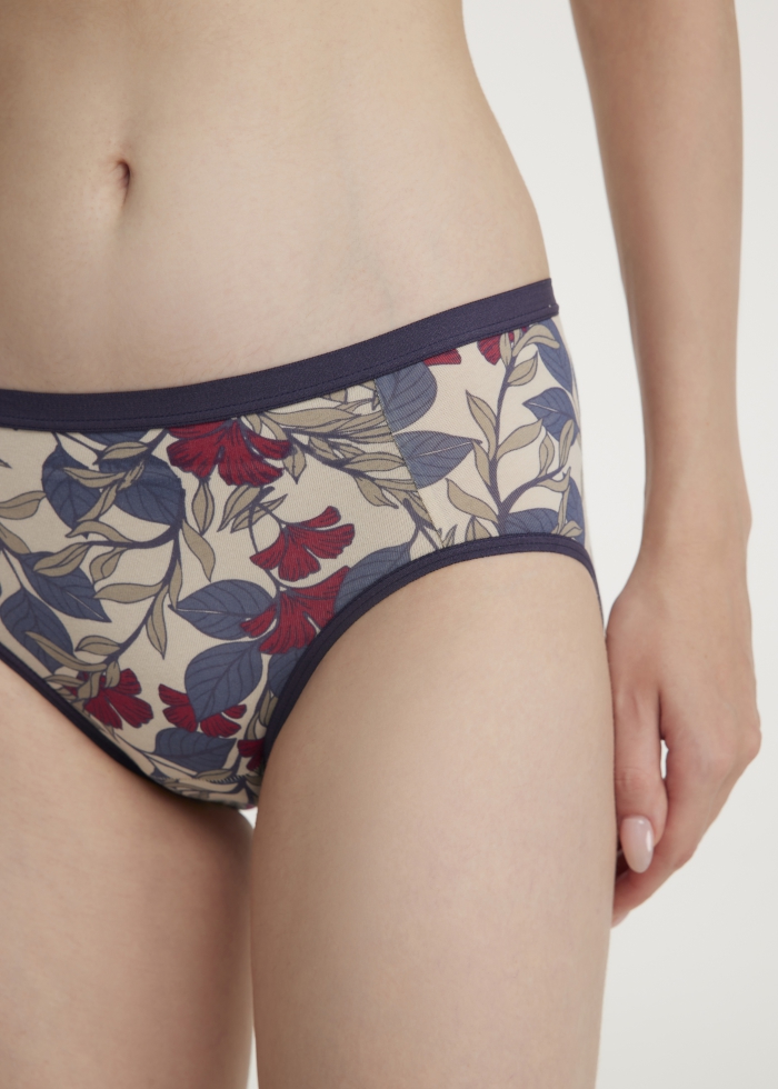 Wishes Come True．Mid Rise Cotton Brief Panty(Flying Crane Pattern)