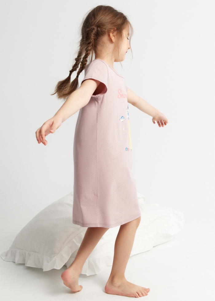 女童連身_迪士尼系列．莫代爾棉A-Line短袖睡衣(夢境紫-冰雪奇緣)