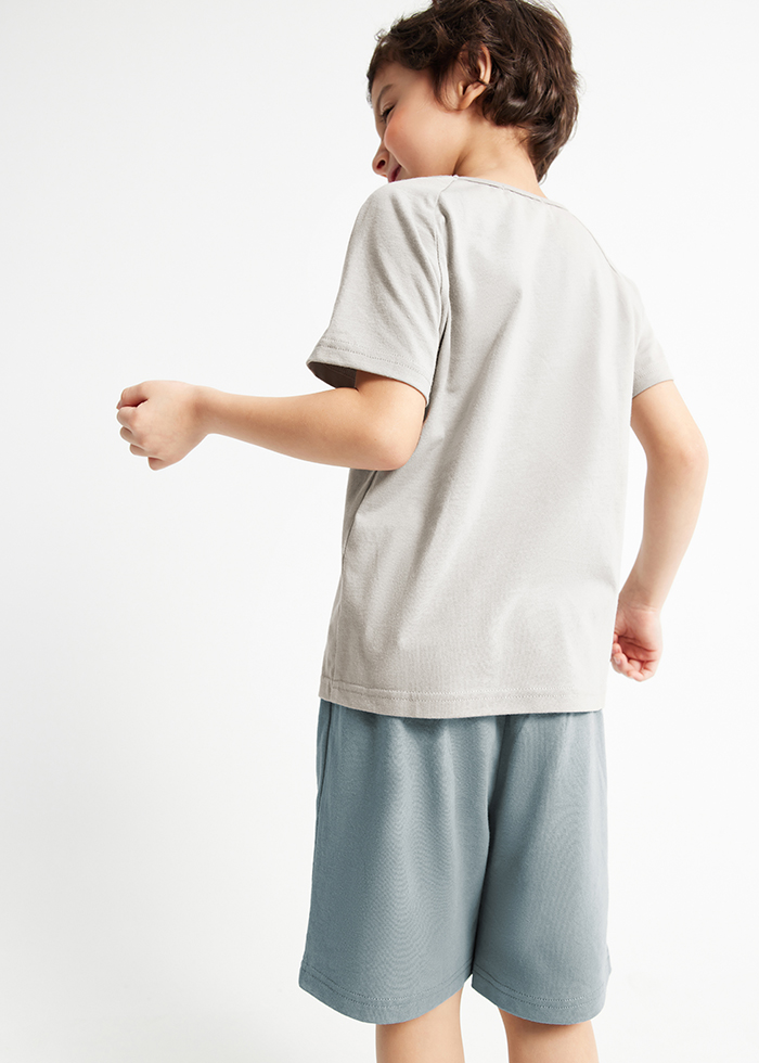男童成套_白晝冒險．吸濕排汗拉格蘭短袖睡衣(幽藍-Super Cool)