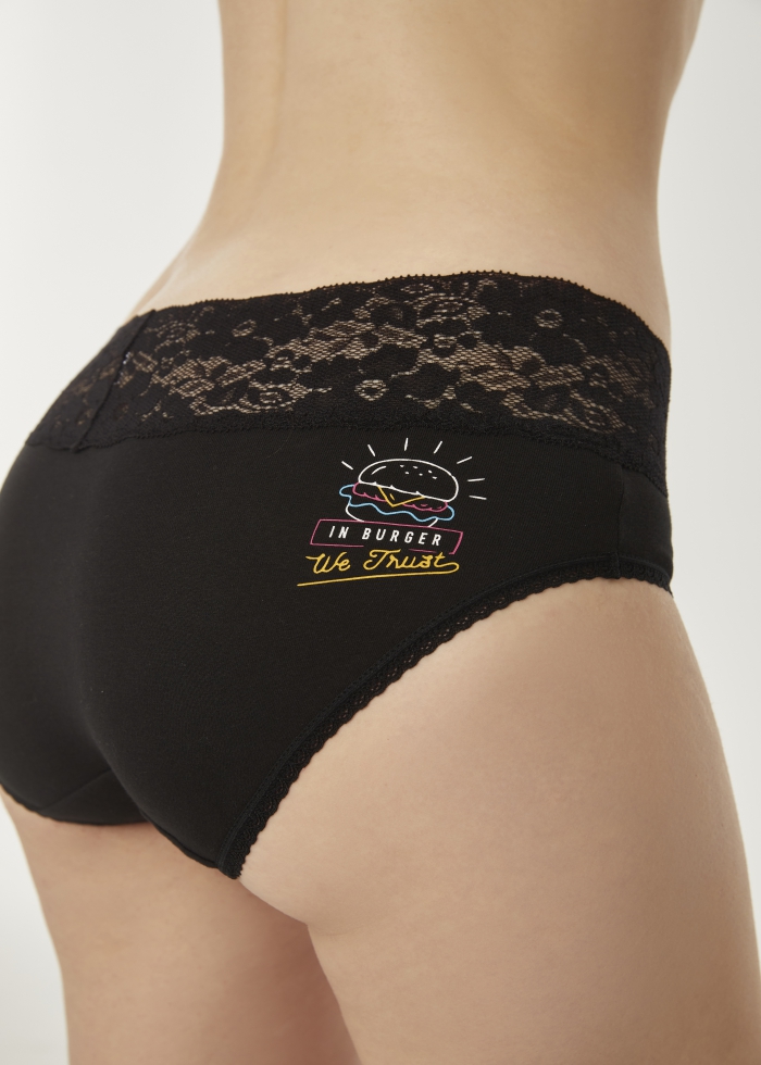 I'm a Foodie．Mid Rise Cotton V Lace Waist Brief Panty(Black)