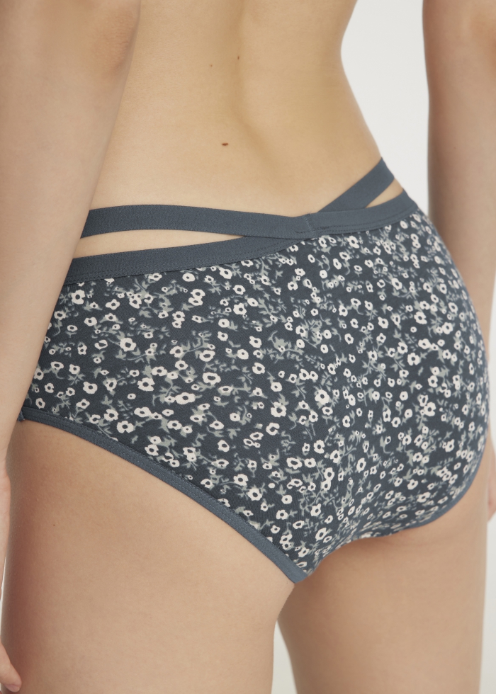 Midnight Paris．Mid Rise Cotton Crossed Back Brief Panty(Floral  Print)