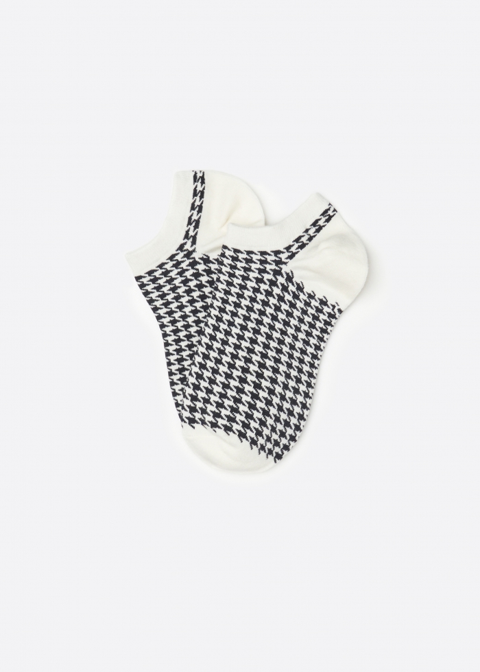 Mood Diary．Women Low Cut Ankle Socks（Houndstooth）