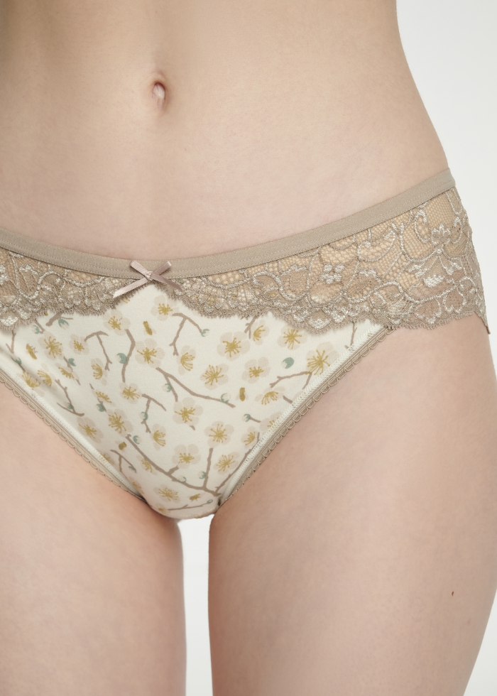 Beautiful Taiwan．Mid Rise Floral Lace Cotton Detail Brief Panty(Rose Taupe)