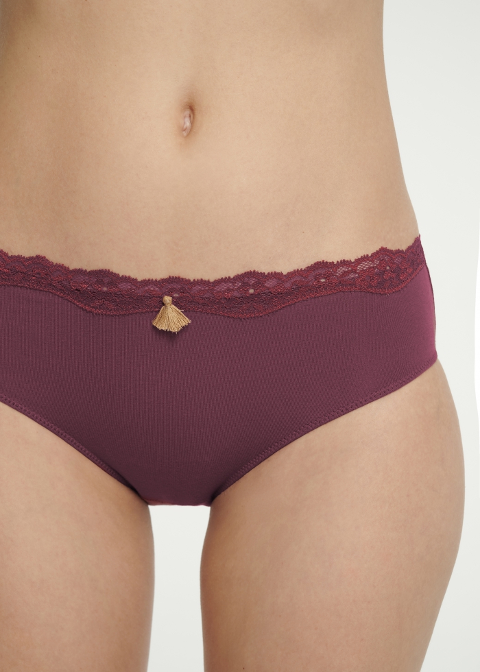 New Chapter．Mid Rise Cotton Lace Detail Hipster Panty(Cabernet)