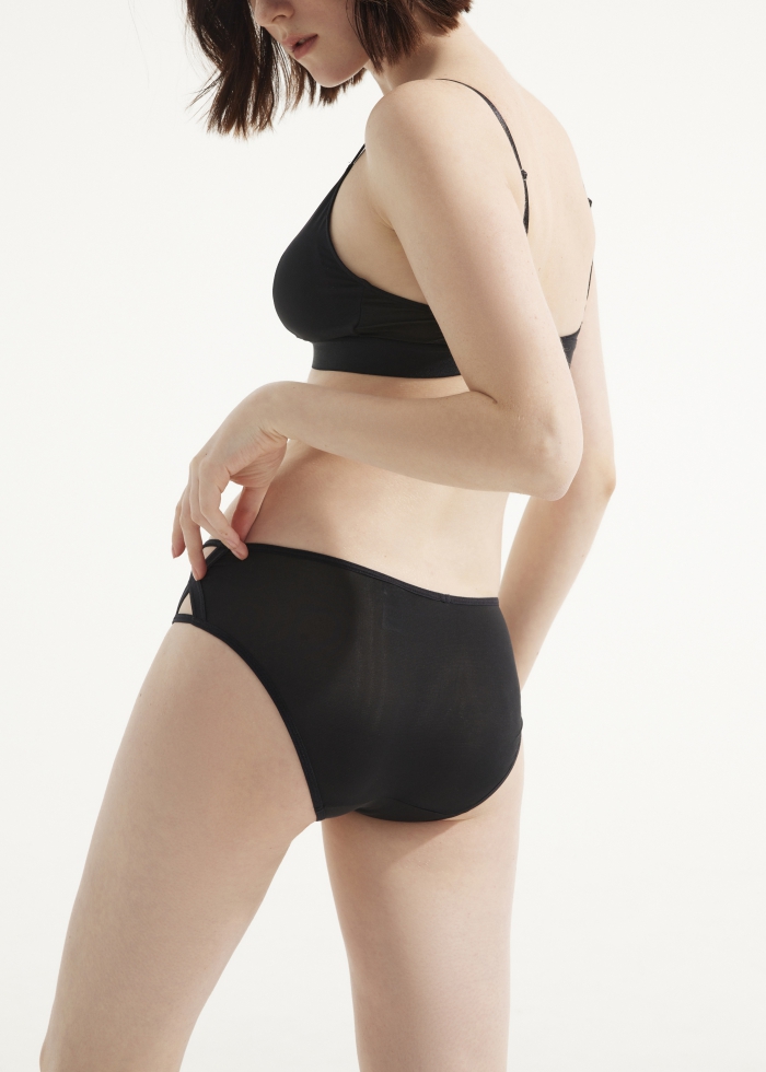 Cool Series．Mid Rise Cool Side Cross Brief Panty(Black)