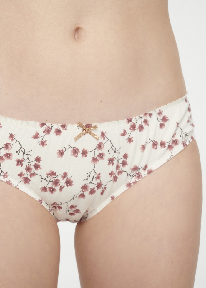 New Chapter．Mid Rise Cotton Ruffled Brief Panty(Blooming Flowers Pattern)