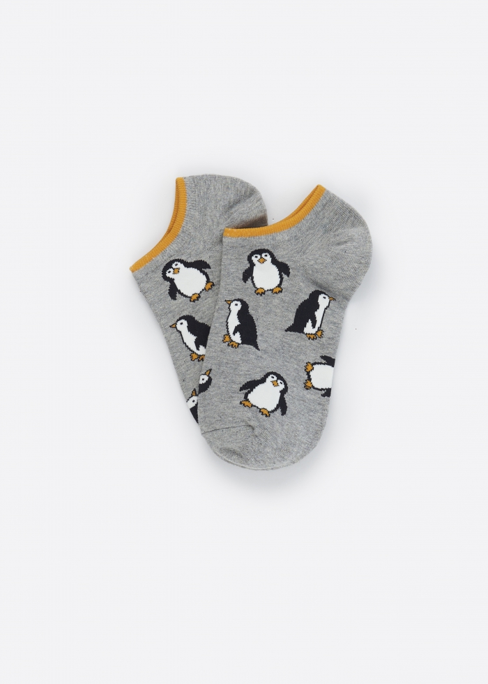 Winter Tale．Women Low Cut Ankle Socks（Penguin）