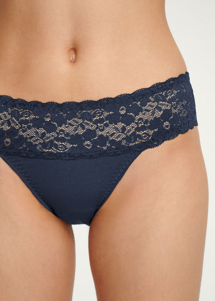 Stars Diary．Mid Rise Cotton Stretch Lace Waist Brief Panty(Light Taupe)