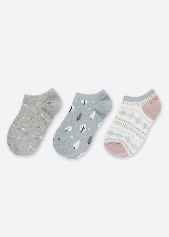 (3-Pack) Snow Season．Women Low Cut Ankle Socks（Snowflake/ Forest/ Light）