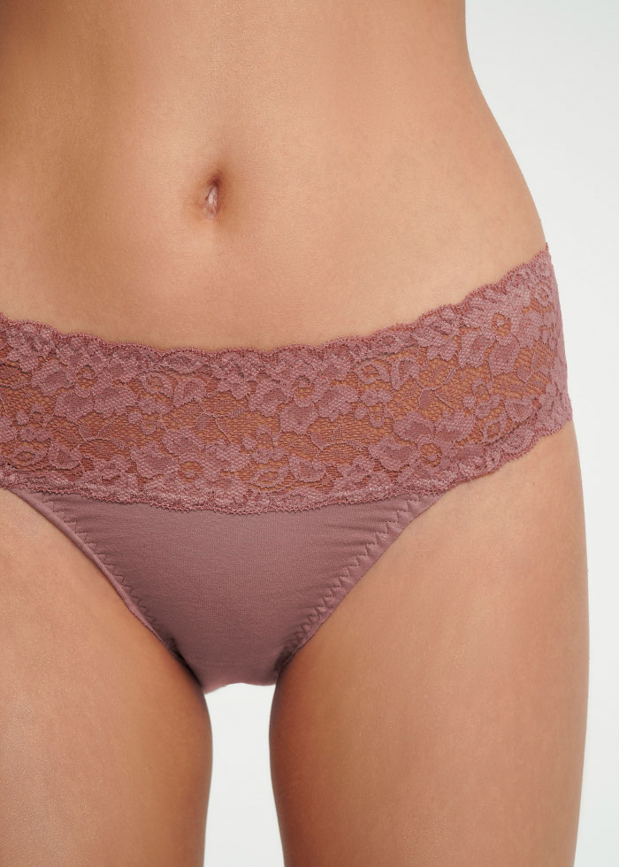Romantic．Mid Rise Cotton Stretch Lace Waist Brief Panty(Withered Rose)