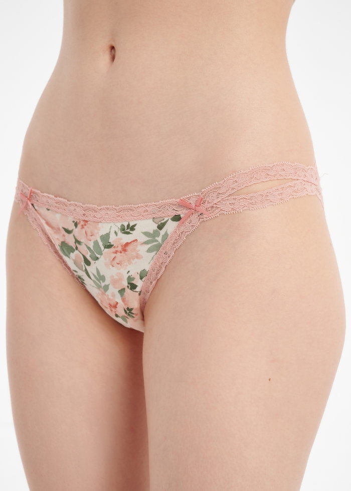 Hygiene Series．Low Rise Lacie Double Lace Strap Bikini Panty(Roses Pattern)