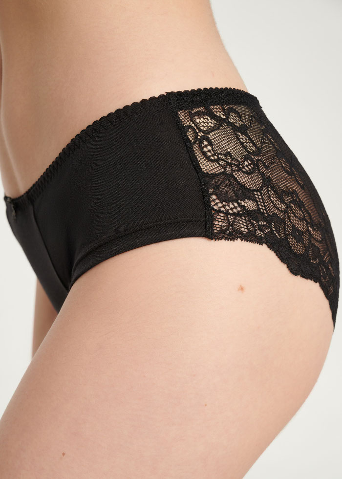 Blooming Rose．Mid Rise Cotton Floral Lace Back Hipster Panty(Roses Pattern)