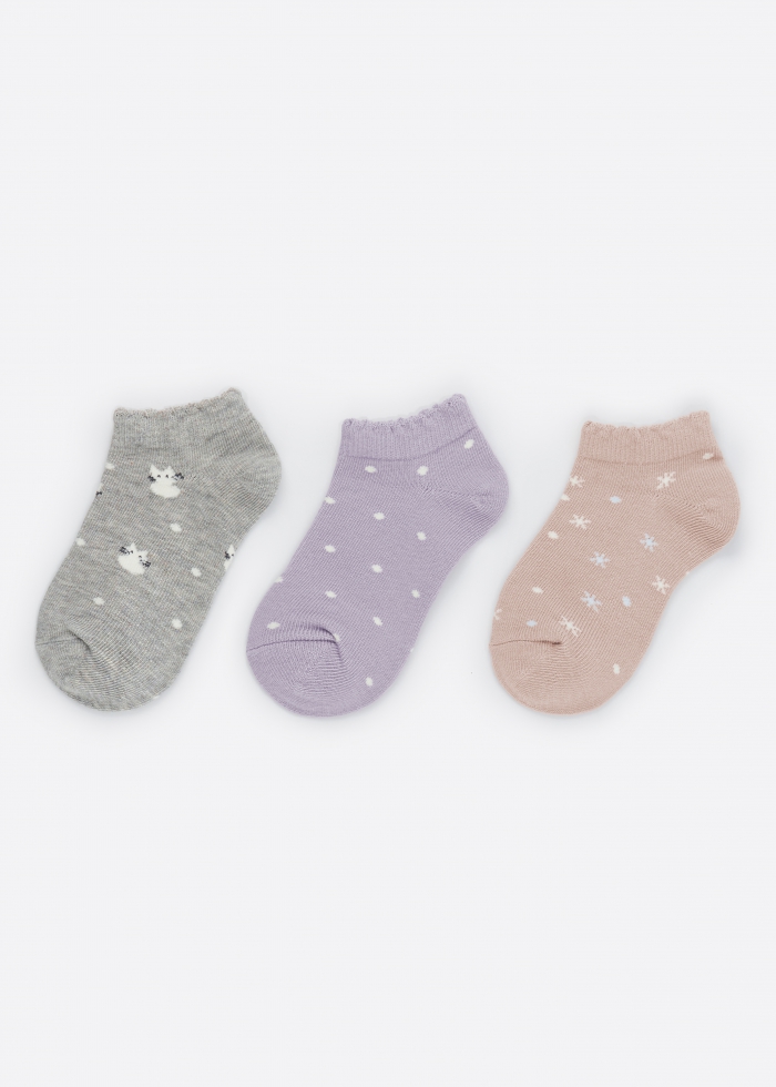 (3-Pack) Winter Wonderland．Girls Ankle Socks（Polka Dot/ Cat/ Snowflake）