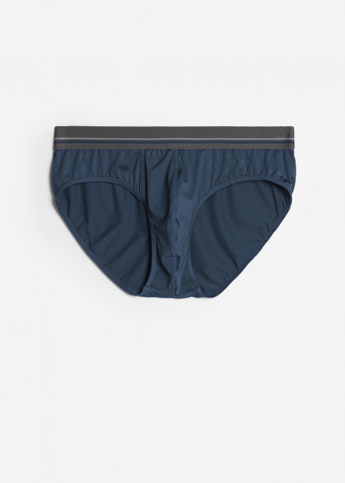 Moisture-Wicking Collection．Men Brief Underwear（Stripe Waistband）