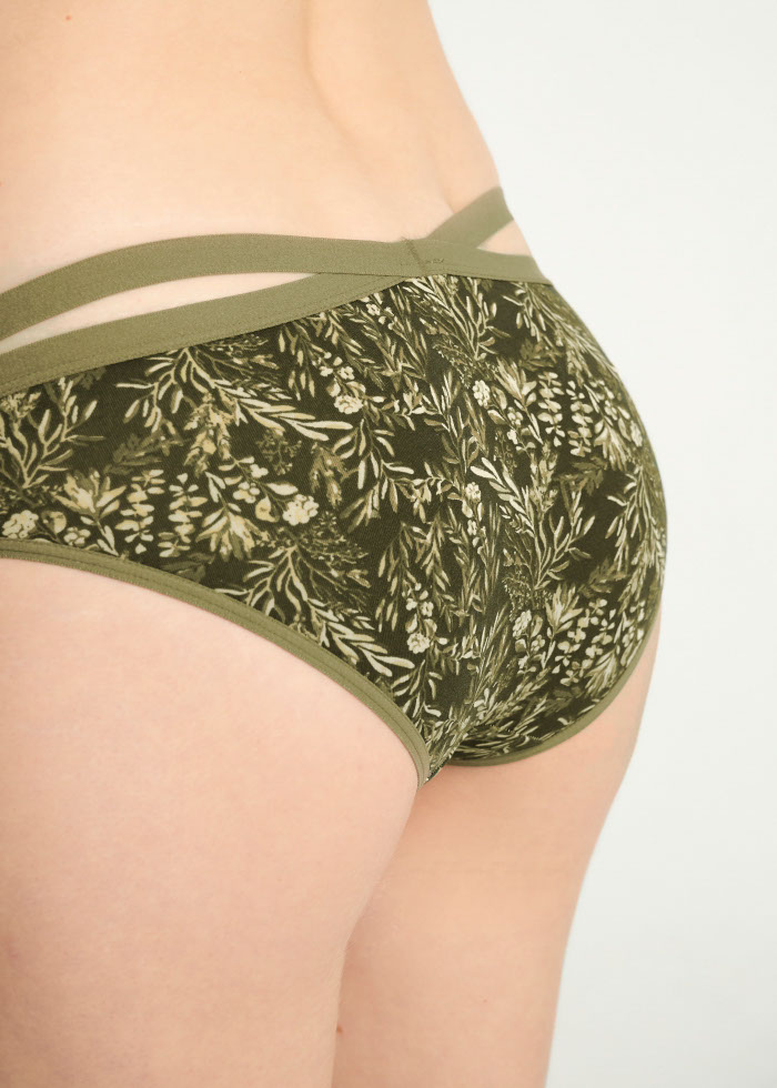 Tranquil Garden．Low Rise Cotton Crossed Back Brief Panty(Luxuriant Pattern)
