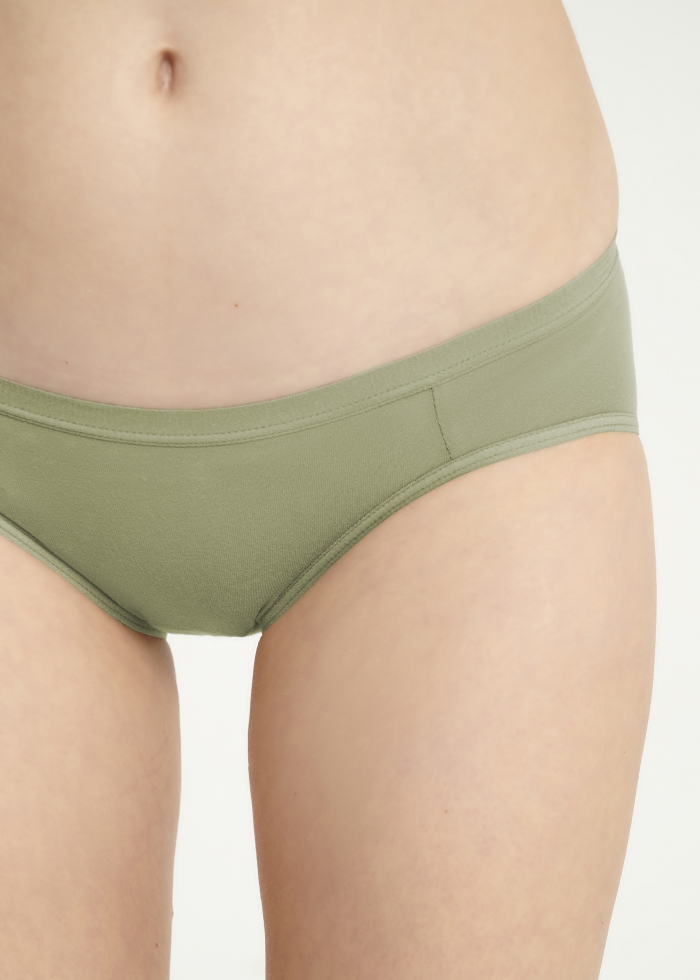Worry Free Garden．Low Rise Cotton Brief Panty(Luxuriant Pattern)