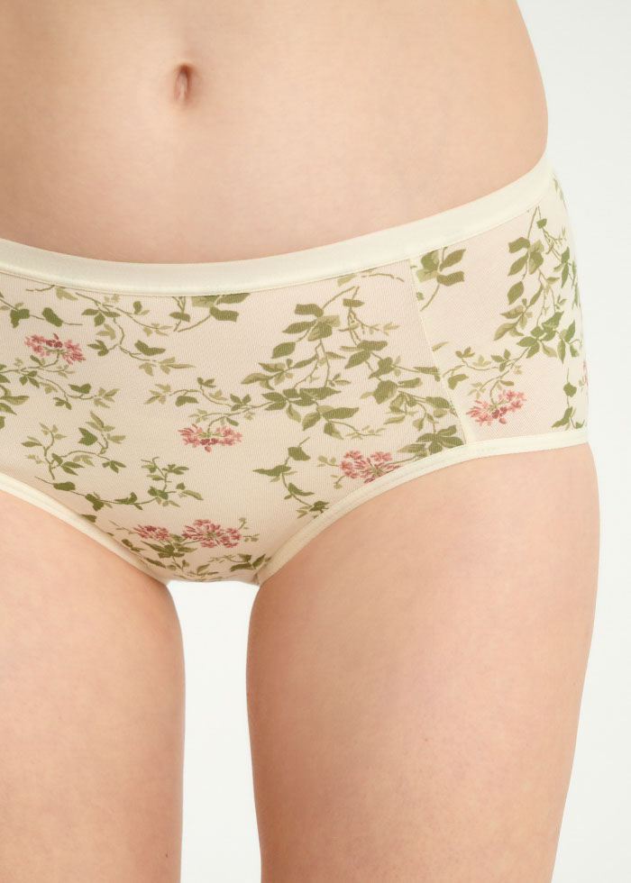 Tranquil Garden．High Rise Cotton Brief Panty(Luxuriant Pattern)