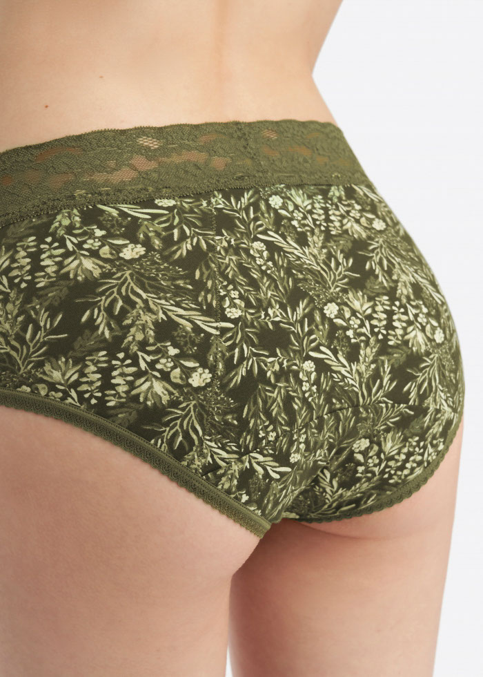 Sunshine Garden．High Rise Cotton Lace Waist Period Brief Panty(Luxuriant Pattern)