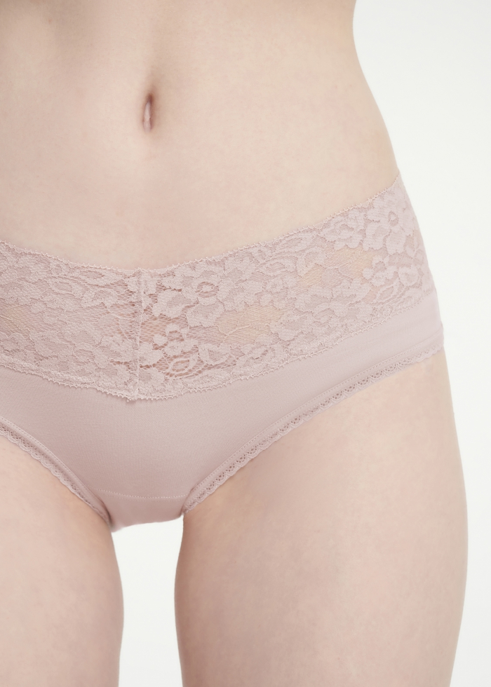 Tranquil Garden．Mid Rise Cotton V Lace Waist Brief Panty(Tapestry)