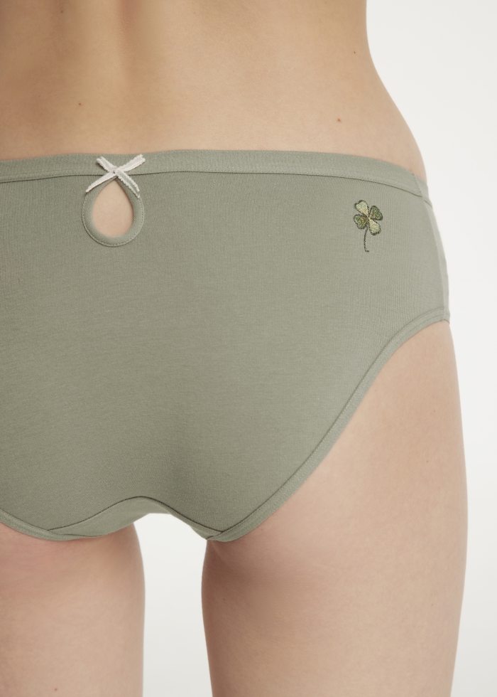 Harvest Moon．Mid Rise Sexy Cotton Bowknot Brief Panty(Clover Embroidery)