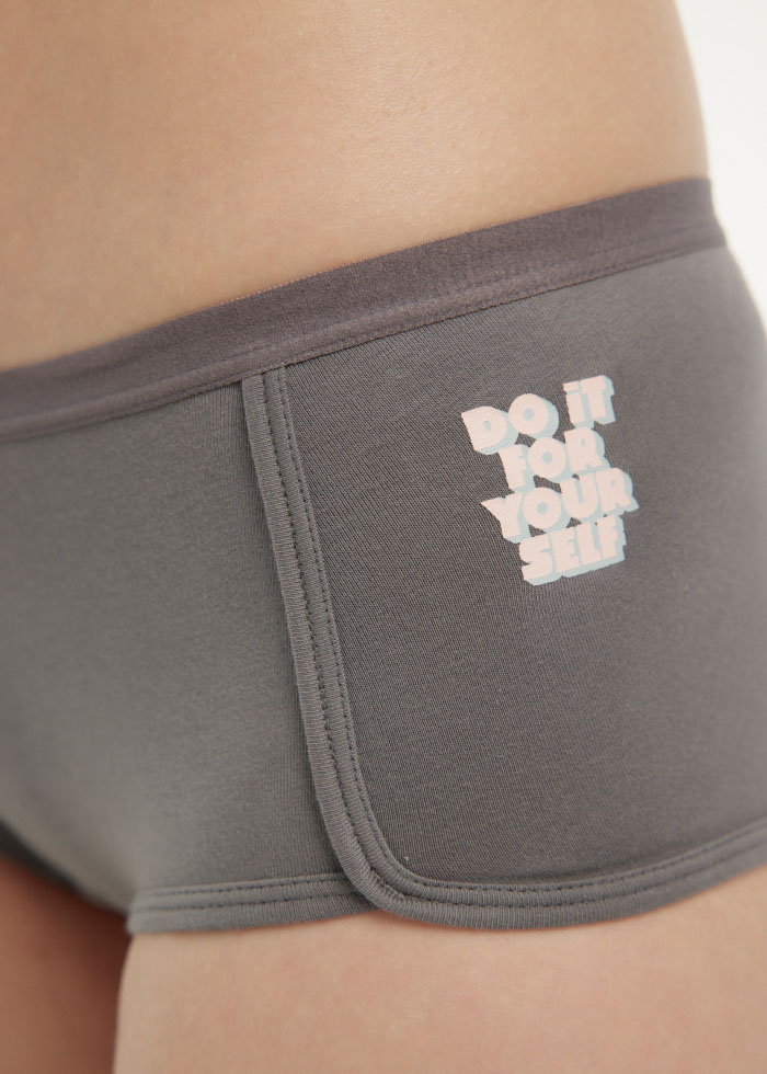 Hygiene Series．Mid Rise Cotton Shortie Panty(Silver Filigree)
