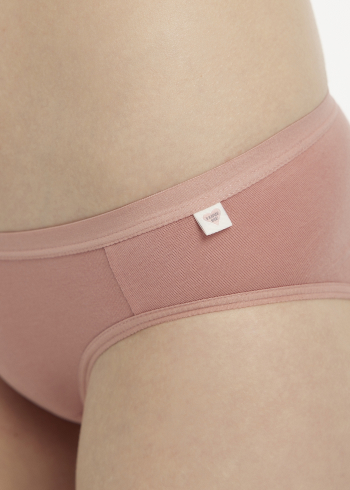 Hygiene Series．Low Rise Cotton Brief Panty(Cameo Brown-Love)