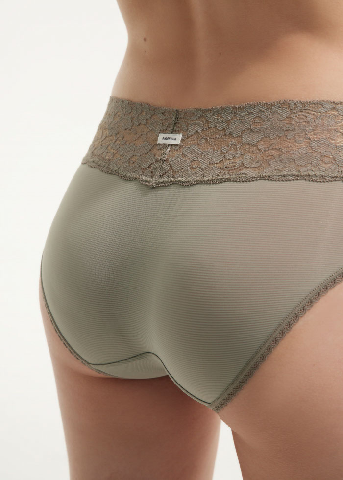 Cool Series．Mid Rise Cool V Lace Waist Brief Panty(Ash Rose)