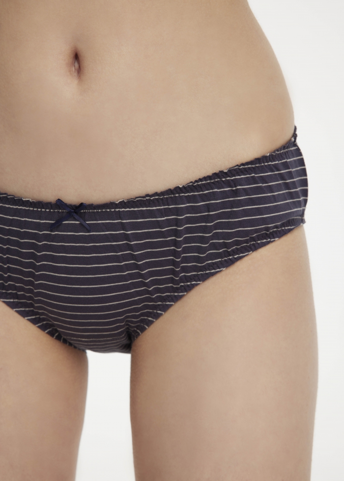 Ocean Mysteries．Mid Rise Cotton Ruffled Brief Panty(Stripe Pattern)