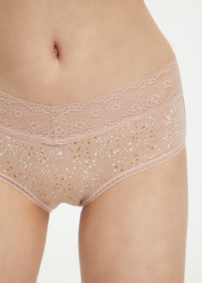 Ocean Mysteries．High Rise Cotton V Lace Waist Brief Panty(Penguin Pattern)