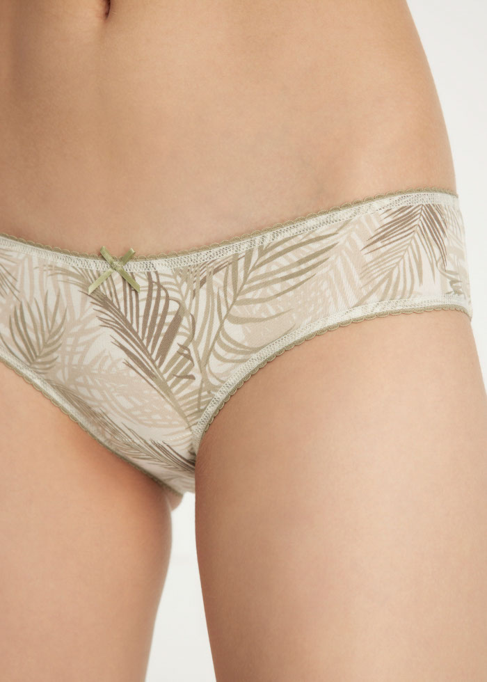 Sunny Vibes．Low Rise Cotton Picot Elastic Brief Panty(Palmy Shade Pattern)