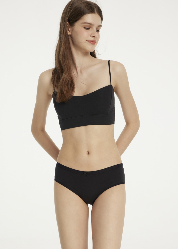 Summer Style．Mid Rise Cotton Crossed Back Brief Panty(Black)