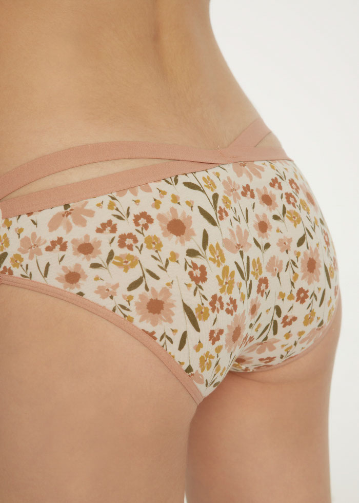 By your side．Low Rise Cotton Crossed Back Brief Panty(Canteen)