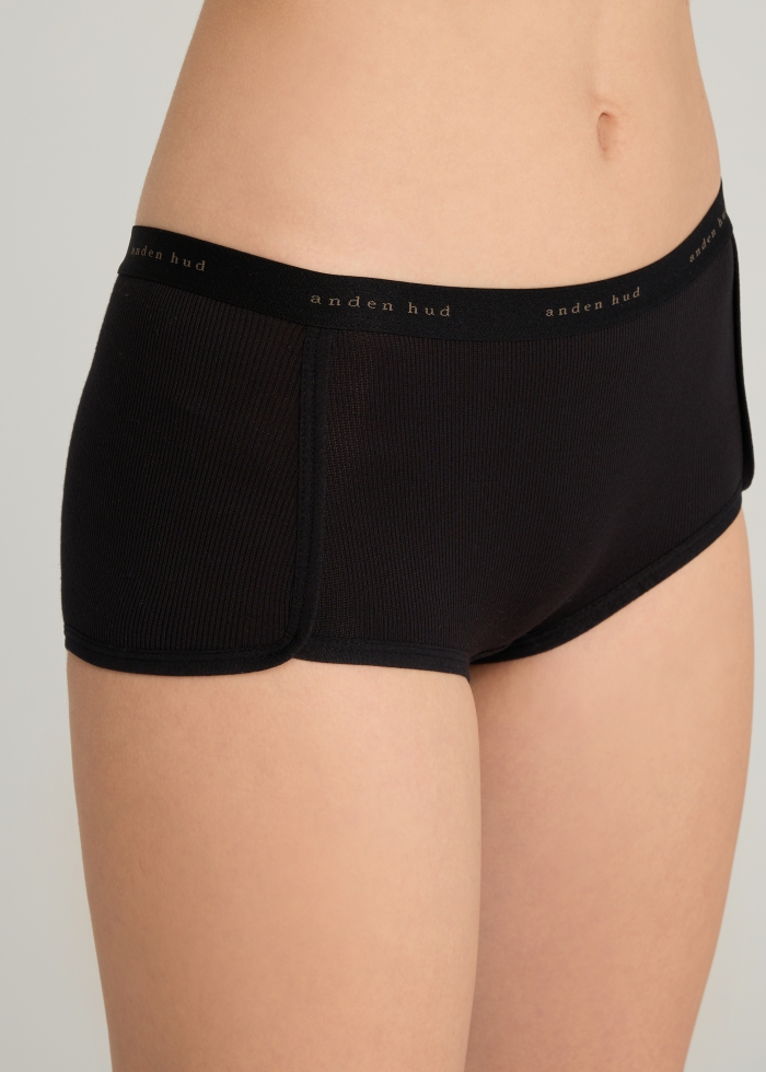 Ribbed Modal Series．Mid Rise Modal Shortie Panty(Black)