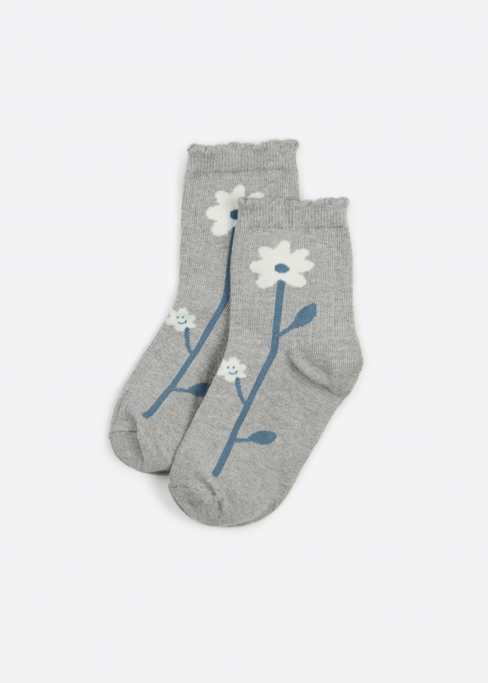 (2-Pack) Happy mind．Girls Mid Calf Socks(Smiley flower)