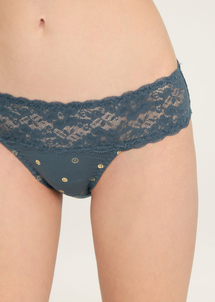 Weather Mood．Mid Rise Cotton Stretch Lace Waist Brief Panty(Desert Sand)