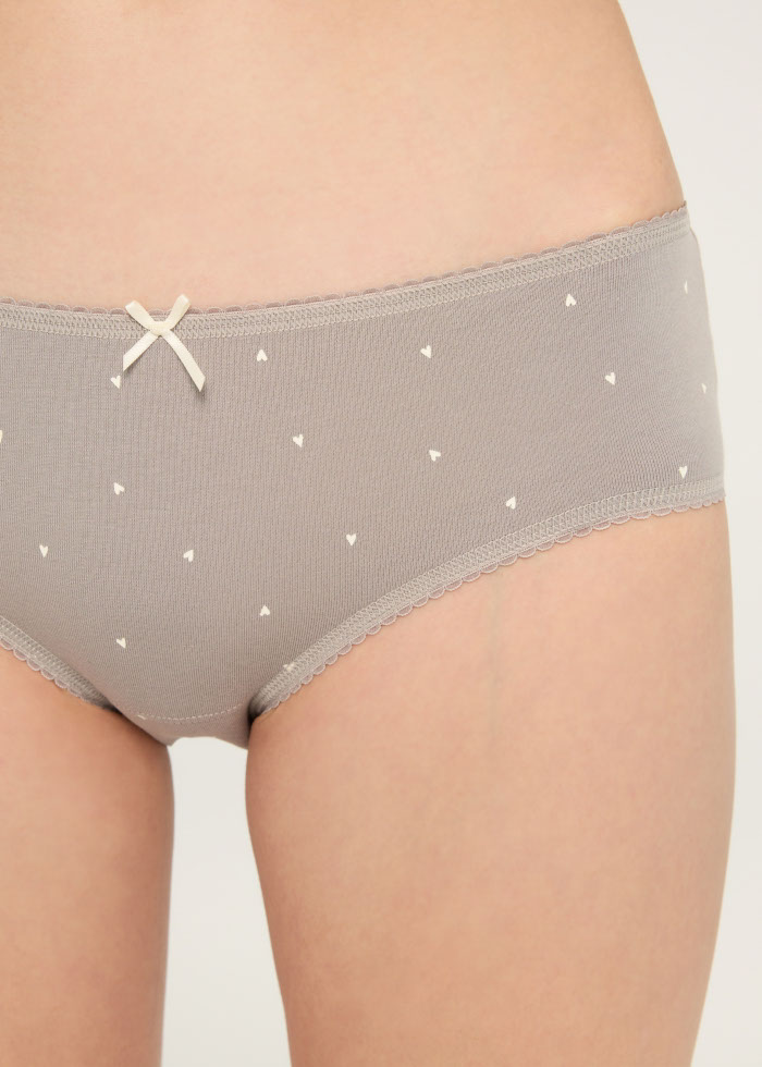 Warm and Breezy．Mid Rise Cotton Picot Elastic Brief Panty(Emotions Pattern)