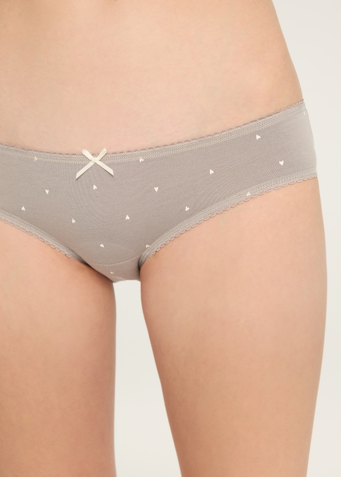 Warm and Breezy．Low Rise Cotton Picot Elastic Brief Panty(Emotions Pattern)