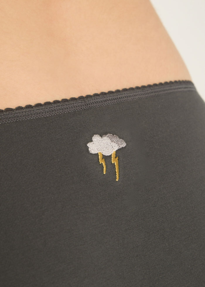 Weather Mood．High Rise Cotton Picot Elastic Brief Panty(Rain Embroidery)