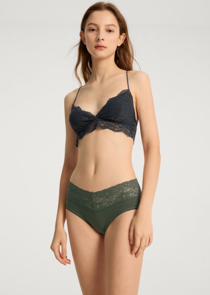 Winter Forest．Mid Rise Cotton V Lace Waist Brief Panty（Thyme）