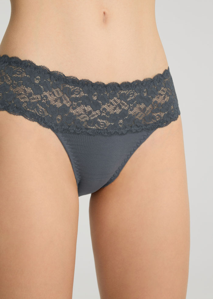 Glamour Night．Mid Rise Cotton Stretch Lace Waist Brief Panty(India Ink)