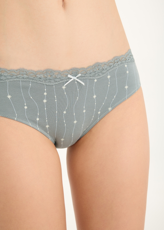 Hygiene Series．Mid Rise Cotton Lace Detail Hipster Panty(Shine Light Pattern)