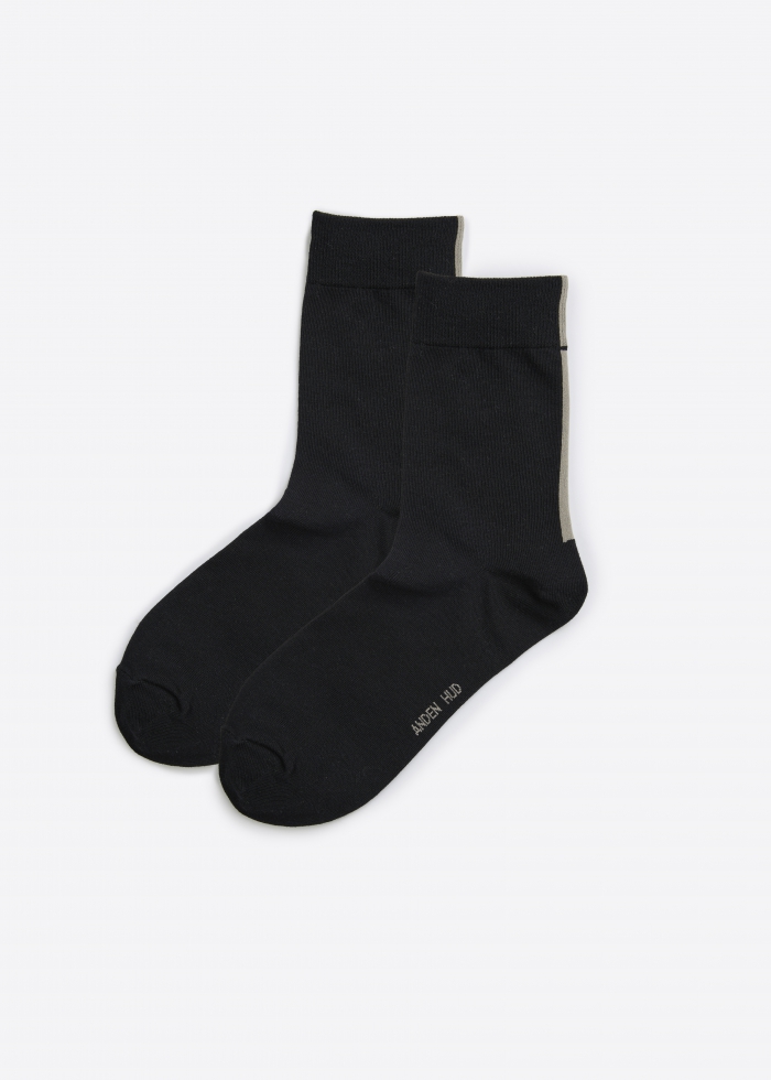 Village Life．Men Mid Calf Socks(Black-Khaki Line)