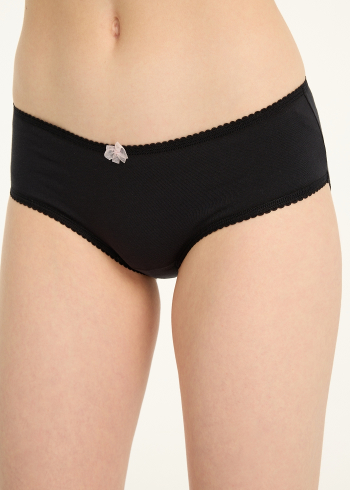 Hygiene Series．Mid Rise Cotton Picot Elastic Brief Panty(Heart shaped Clock Embroidery)