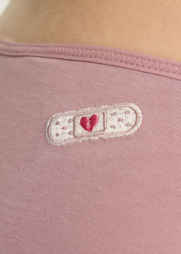 Love yourself．Mid Rise Cotton Side Cross Brief Panty(Band-aid Embroidery)