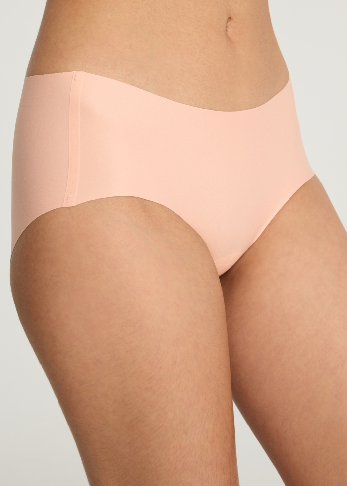 AIRY Series．Mid Rise No-show Brief Panty(Gray Dawn)
