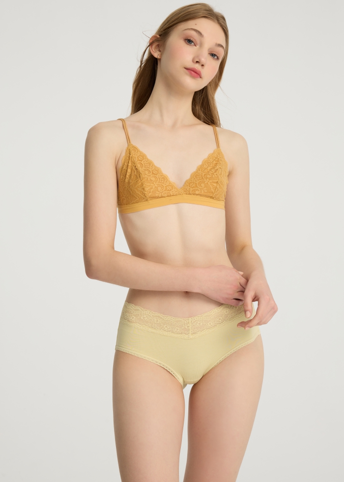 Spring Fever．High Rise Cotton V Lace Waist Brief Panty（Reed Yellow）